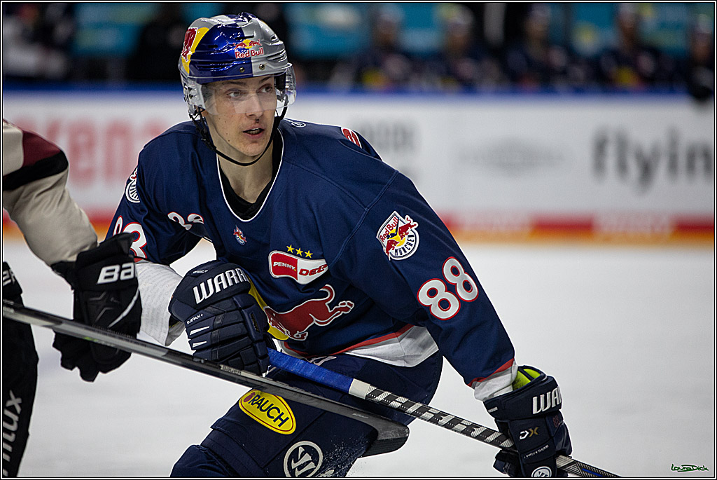 PENNY DEL;  Koelner Haie - EHC Red Bull Muenchen; Koeln, 18.03.2022